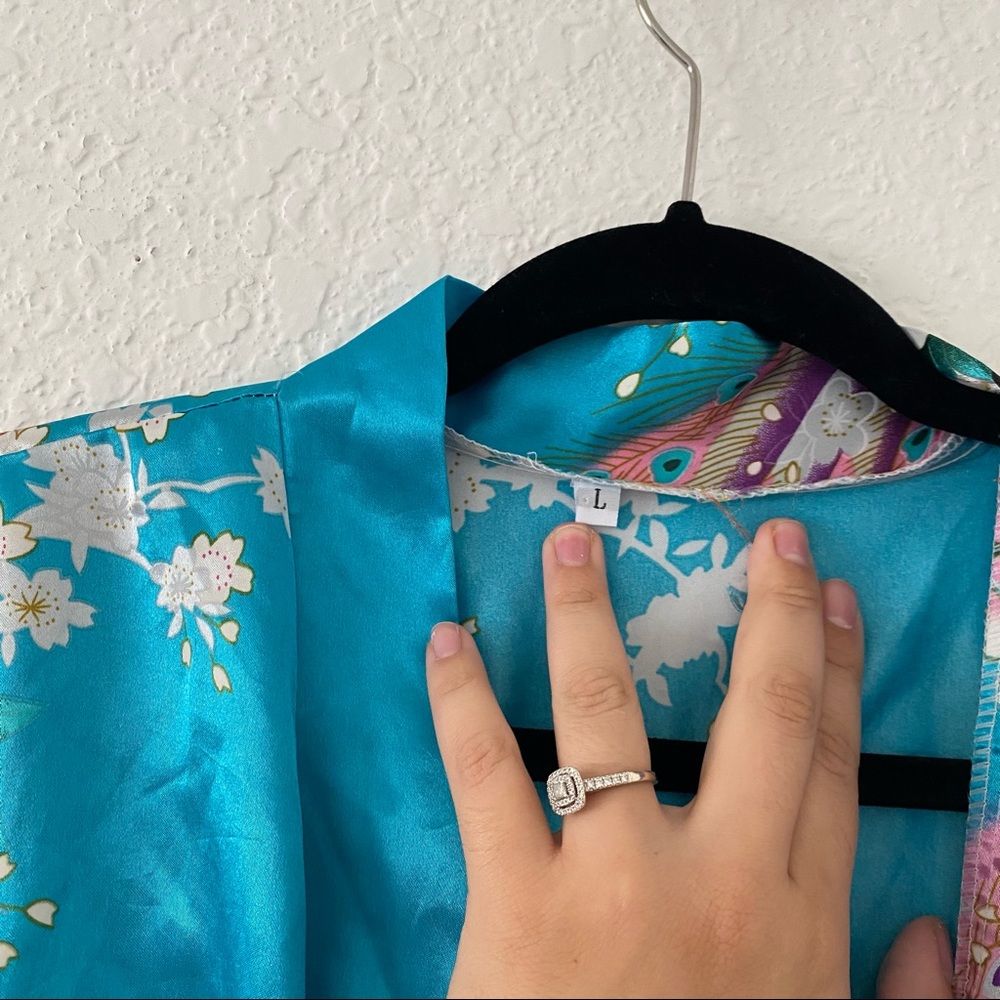 Silk Robe - Picture 2 of 5